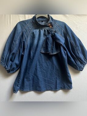 Boutique Cotton Blend Denim Puff Sleeve Bow Top Size S